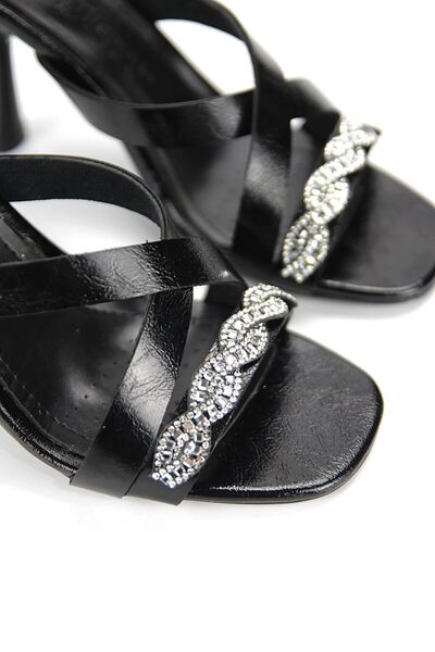 Generic Brand Sira Women's Heeled Shoes