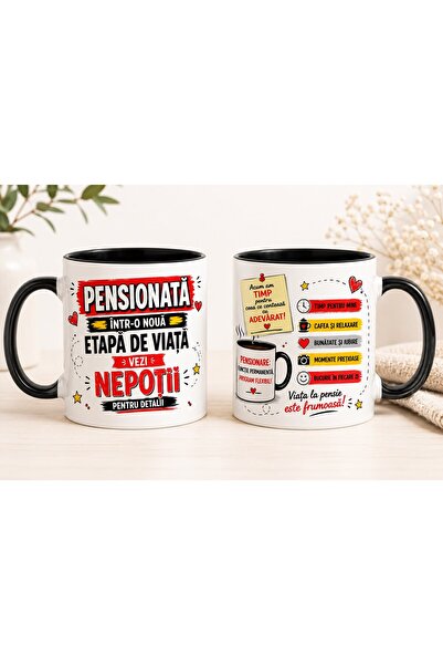 hiperborea Cană „Pensionată – Vezi Nepoții pentru Detalii” – Cadou Amuzant pe...
