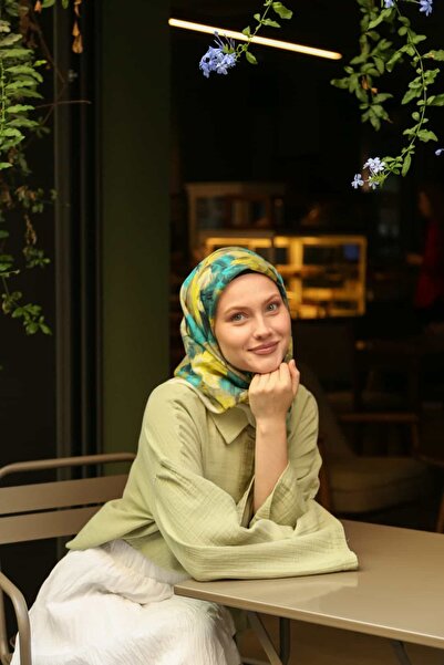 ENRİCO FERRİ وشاح أليور فيورا بنقشة مميزة - أخضر فيروزي