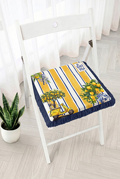 Realhomes La Dolce Vita Written Lemon Tree and Scooter Patterned Fringed Zipp...