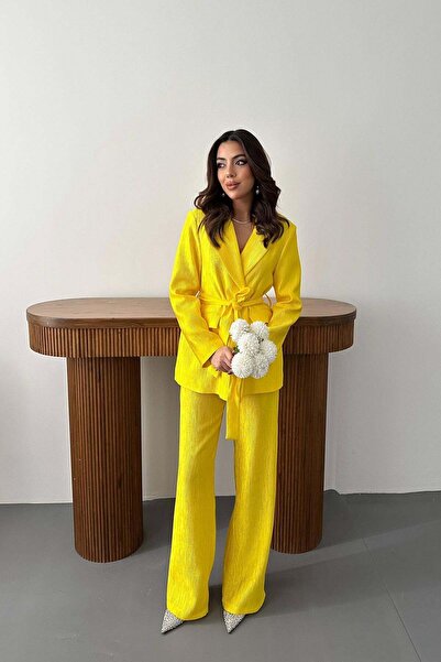Clothes Fast طقم نسائي من نيون ألت - طقم سترة وبنطلون مع حزام، سترة ذات ملمس ...