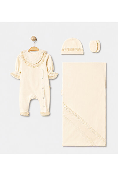 Pugi Baby Lace Detailed Baby Girl Romper, Blanket, Hat and Glove Set