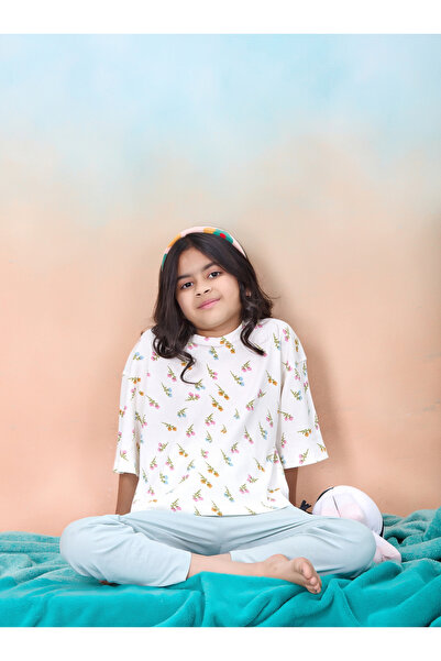 Artemea By Styli Girls Floral Print T-Shirt and Pyjama Set