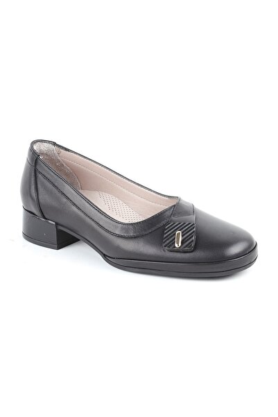 Mammamia Women's Casual Shoes Slip-On Laser Cut Short Heeled Genuine Leather ...