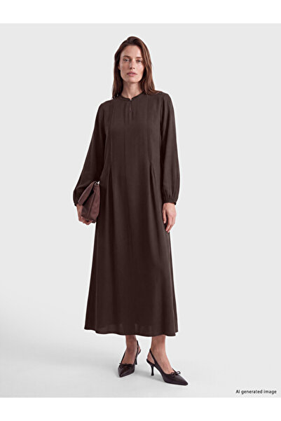 LC Waikiki Quality Pieces from Çelebi Store: Upright Roba Collar Ruffle Flare...