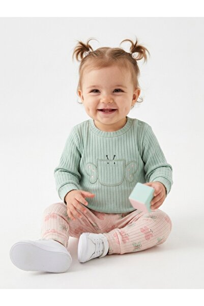 Kids Kingdom 2-Piece Baby Girl Set with Cotton Butterfly Detail Leggings