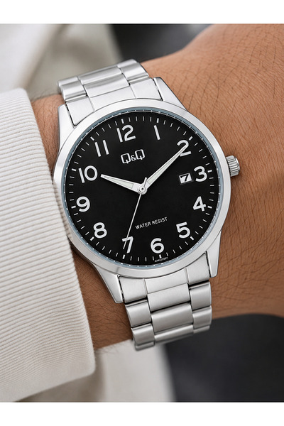 Q&Q Men's Wristwatch Silver Color with Calendar Casual and Classic Style Japa...