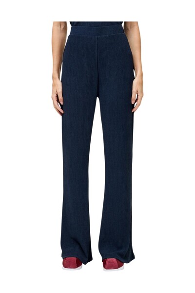 French Connection Women Meera Textured Flared Pants