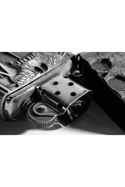 Zippo Brichetă pe benzină antivânt CANDY APPLE RED SWIR 60005302