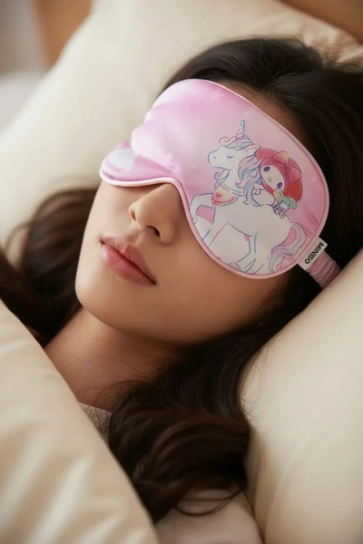 SANRIO Lisanslı My Melody Unicorn Uyku Maskesi – Yumuşak & Işık Engelleyici
