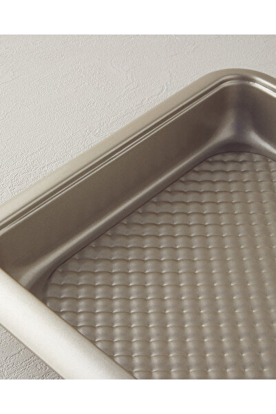 English Home Patisserie Tray Karbon Çelik Kek Kalıbı 37x27 cm Şampanya