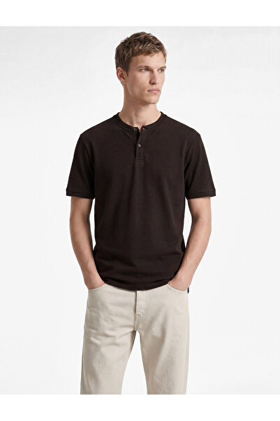 Koton Regular Fit Cotton Buttoned Short Sleeve Henley Collar T-Shirt