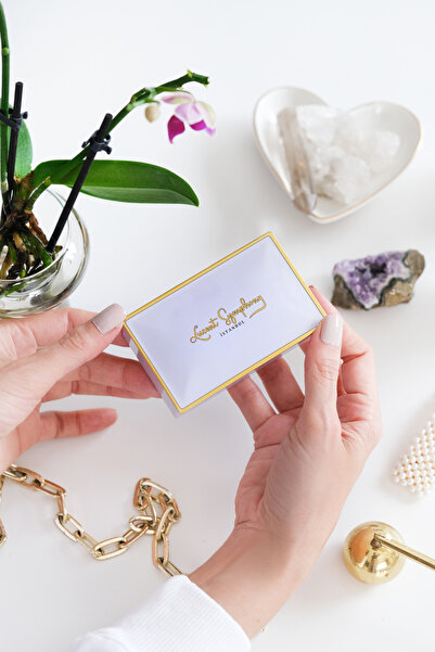 Daks Beyaz & Gold (94 x 59 x 36 mm) - Premium Metal Hediye, Takı ve Saklama K...