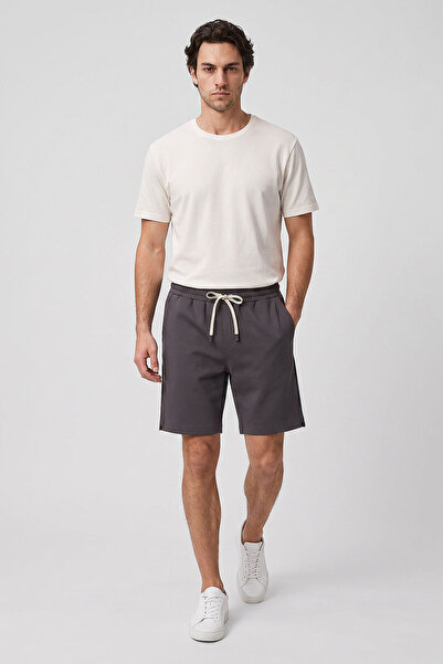 TOMMY LIFE Koyu Gri Standart Fit Basic Arka Cepli Erkek Şort - 88314