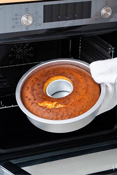 ACAR Mate Round Cake Mold - 28.5 cm Moon-05775