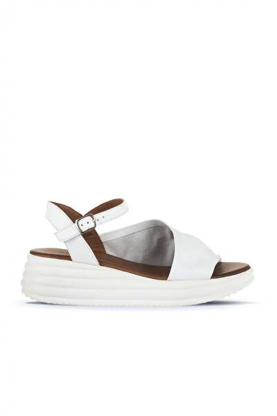 Bueno Shoes Sandale cu toc cu pană pentru femei din piele albă 01wa2402