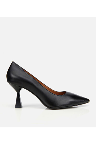 Hotiç Women's Leather Black Flexible Sole Thin Heeled Stiletto