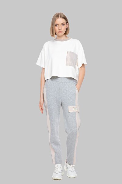 GİZİA Kontrast Cep Detaylı T-shirt