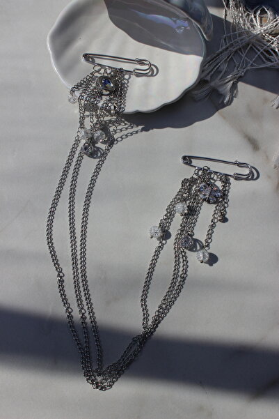 cadeaccessories Kelebek Charmlı Zincir Detaylı 2'li İğne