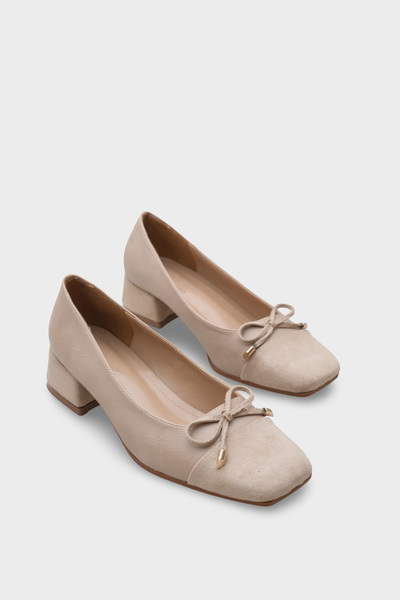 Capone Outfitters Pantofi de damă cu toc scurt Myriam cu vârf ascuțit și fundă