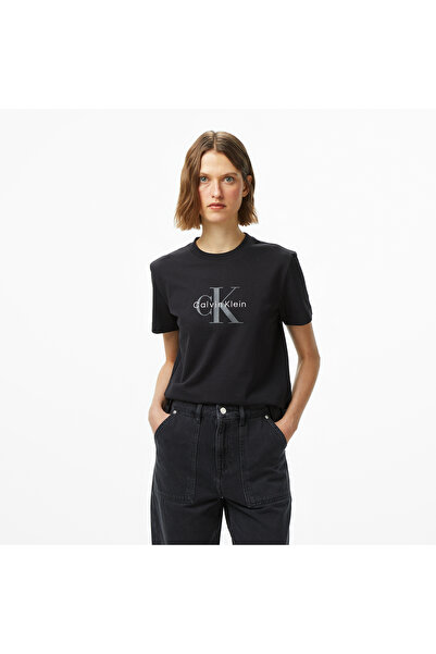 Calvin Klein Hero Classic Monologo Kadın Siyah T-Shirt