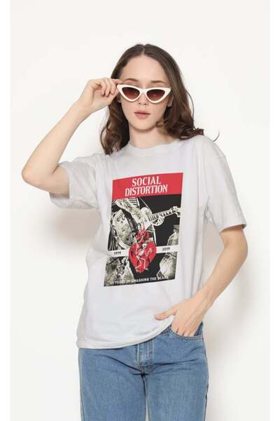 buzagi tasarım ürünleri Social Distortion Regular Fit Unisex White T-Shirt