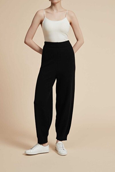 Yola Solid Wide-Leg Pants
