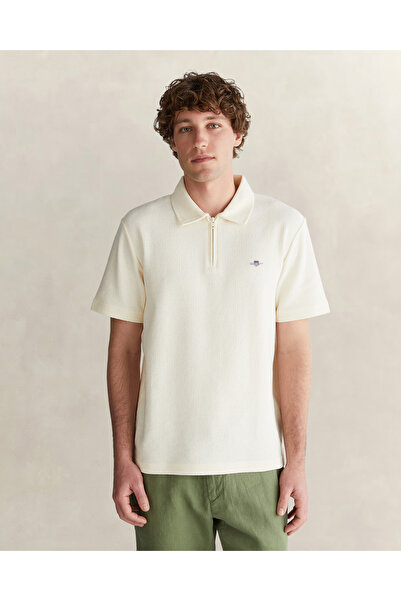 Gant Erkek Krem Regular Fit Yarım Fermuarlı Logolu Polo Yaka T-Shirt