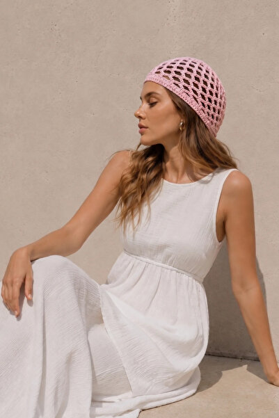 AFVENTE Women's Knitted Beanie Pink Knitwear Hair Accessory