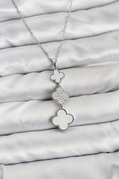 Inure Jewelry سلسلة فولاذية 316L فضية اللون مع تفاصيل على شكل نبات البرسيم وح...