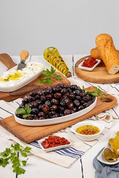 Yöre Gemlik Mega Siyah Zeytin (231-260 KALİBRE) 1000 gr