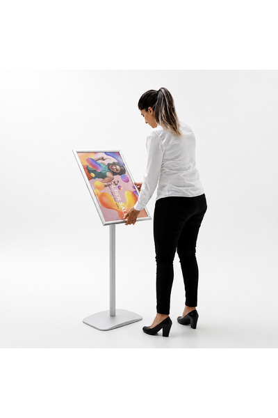 reklam etkisi Ayaklı Menü Panosu Dekoratif Alüminyum Gönye Köşe A2 (42 × 60 cm) - Gümüş Yatay/Dikey Döndürülebilir