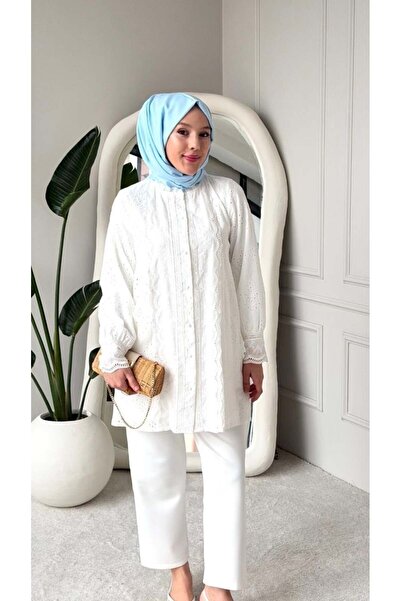 Moda Asrın Yakası Ve Kolu Dantelli Top Düğmeli Astarlı Gömlek -Beyaz