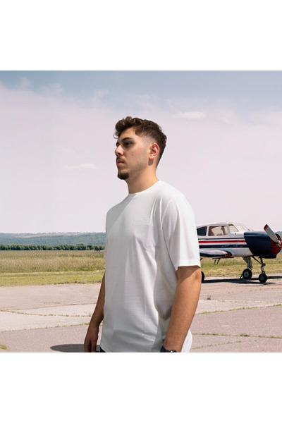Connecting Fligths Premium T-Shirt