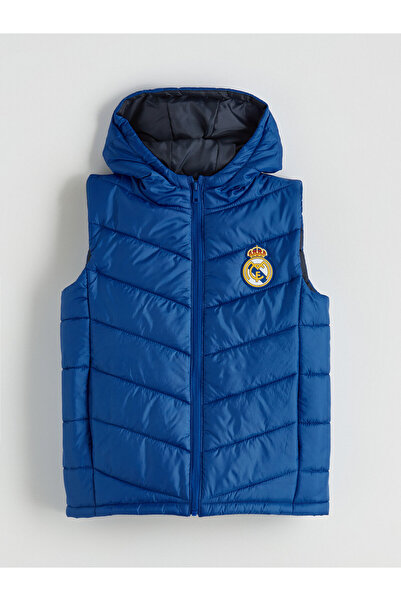 LC Waikiki Vestă matlasată pentru băieți, cu imprimeu Real Madrid, rezistentă...