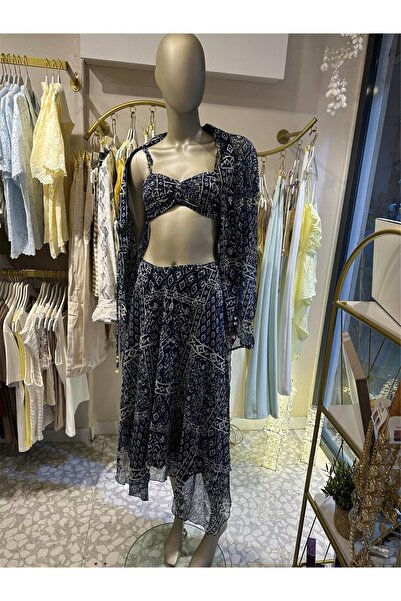 MU&ME BOUTİQUE KIMONO CU MODEL ȘI DETALII DE ACCESORII