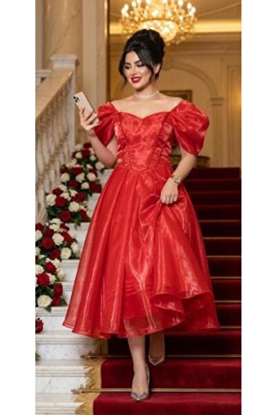 vela Luxurious Red Dress with Puffy Sleeves