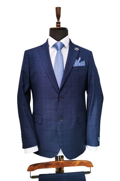 AMONCE Men's suit size 2 Cameron
