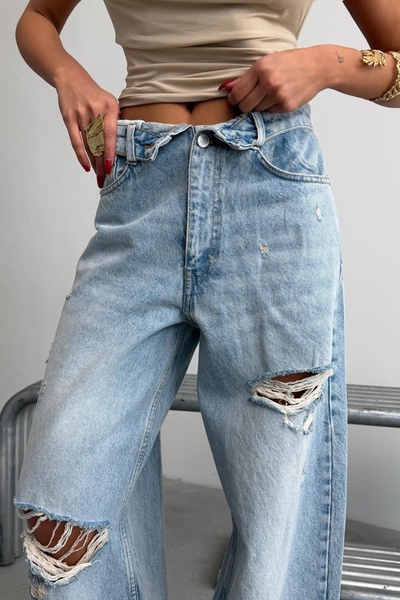 Joana Ilvana Women's Oversized Blue Jeans