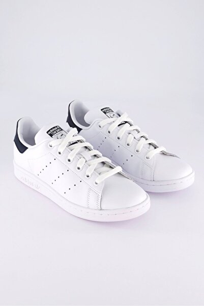 adidas Kids Boy Stan Smith Training Shoes, White and Navy