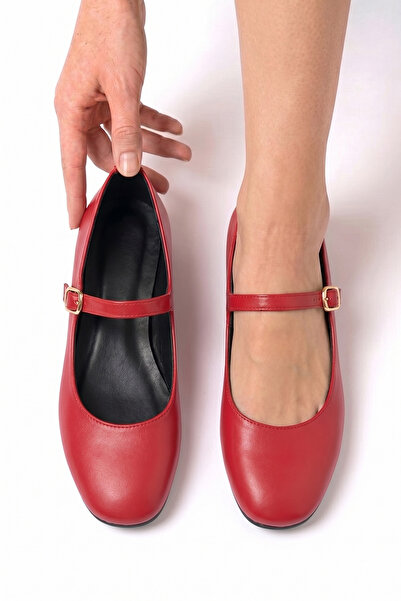 MİNNACE "Emma" Red Leather Ballerina Flats with Round Toe, Closed Toe, Flat S...