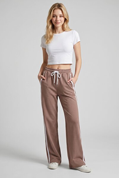 bacc Biscuit Side Striped Pocketed Two-Thread Comfortable Fit Sweatpants