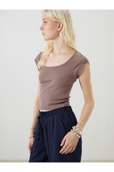 LC Waikiki Nevavm with a Difference Square Collar Women's T-Shirt