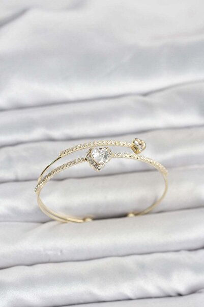 Inure Jewelry سوار نسائي من النحاس بلون ذهبي على شكل قلب مرصع بحجر الزركون
