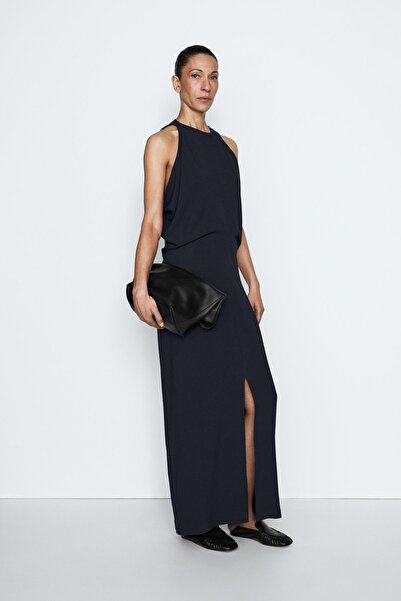 Massimo Dutti Pilili detaylı midi elbise
