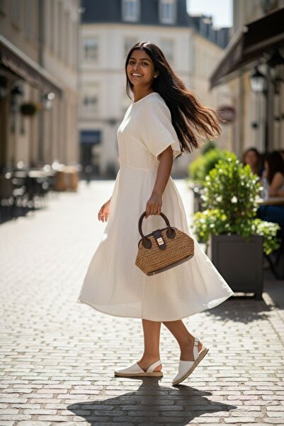 bag Women's New Season Straw Chain Strap Hand and Shoulder Bag