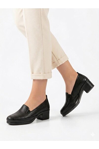 Lütfi Women's Black Orthopedic Soft Sole Stylish Comfortable Daily Shoes