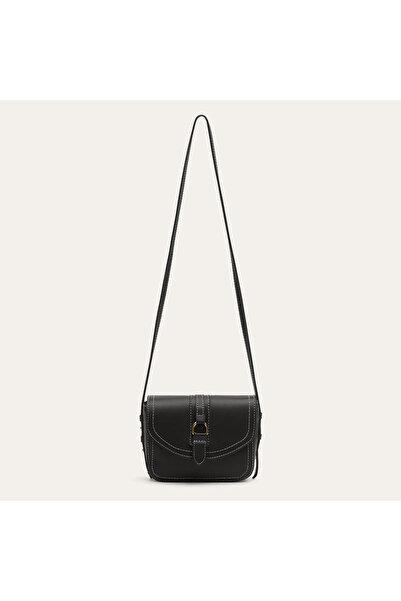 Mudo Women's Black Buckle Shoulder Bag