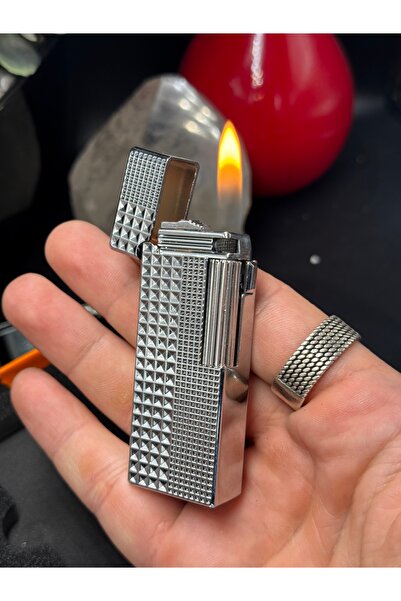 NikaŞ Gümüş Renk Dupont Model Metal Gazlı Çakmak - Piramit Kabartma Desenli Y...