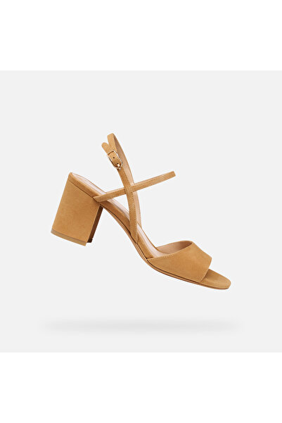 Geox Sandale de damă de culoare maro deschis Virnilisa 65 S